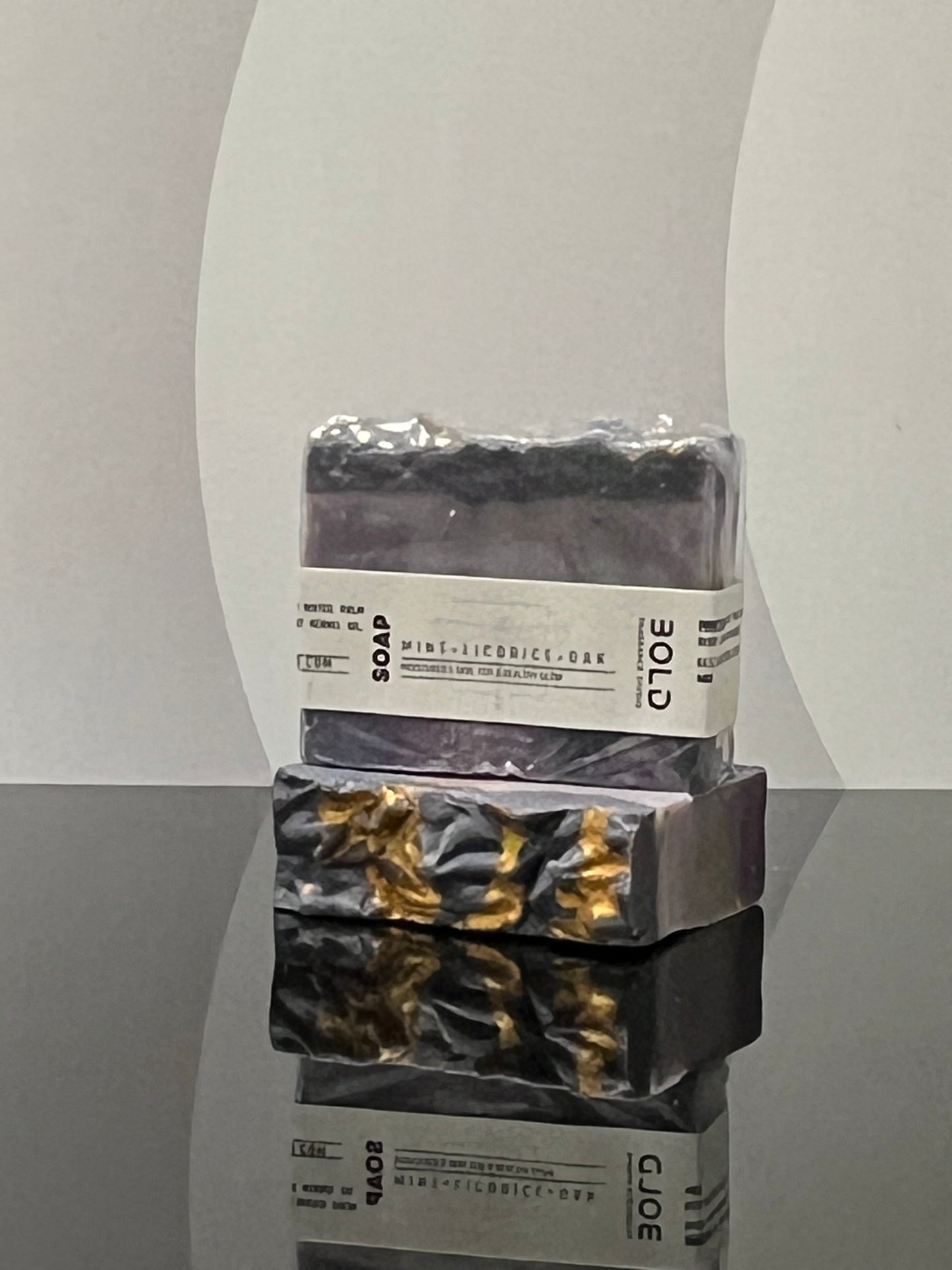 Mint + Licorice + Oak